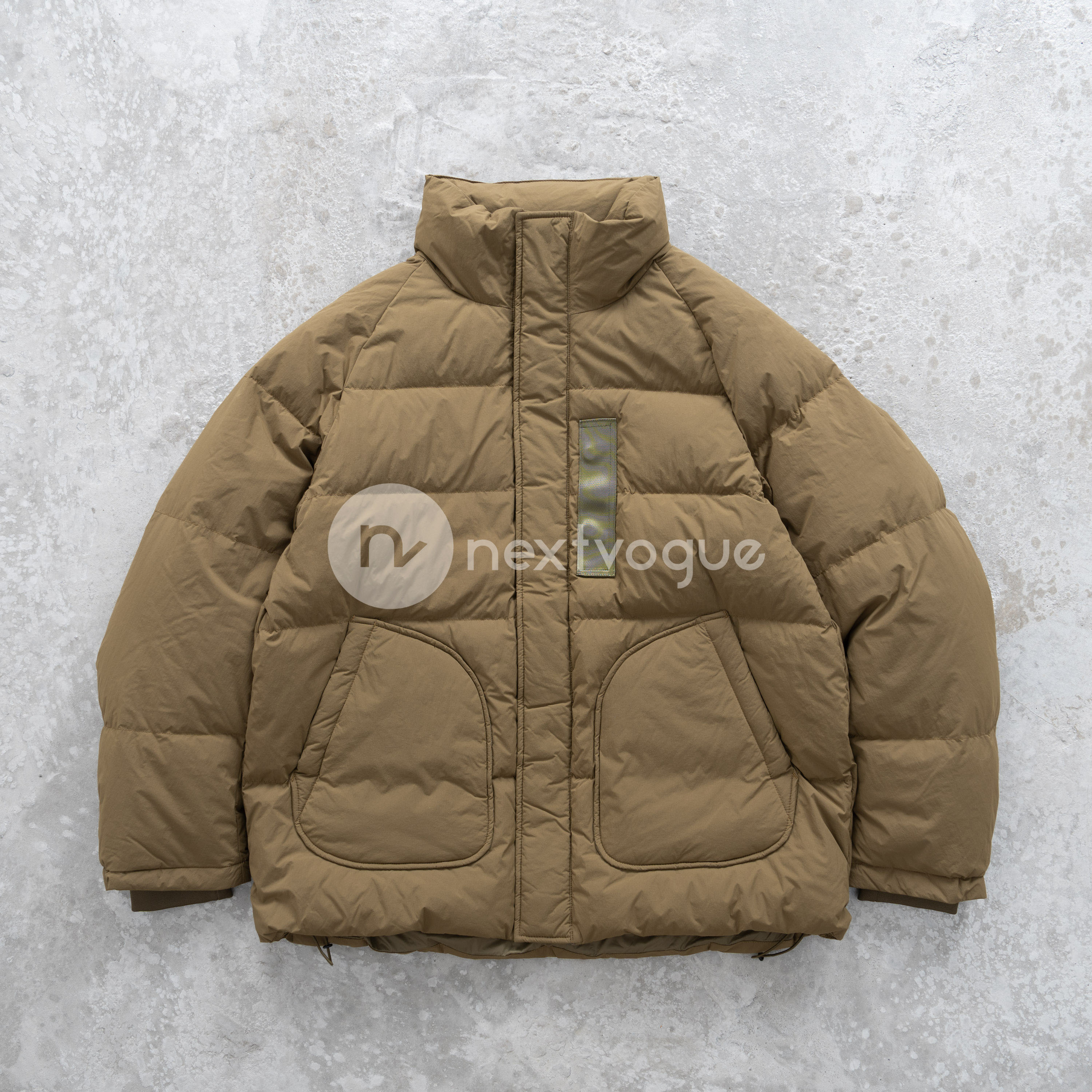 Rental Prices of羽绒服 in Yulong Snow Mountain