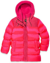 Selling Down Jackets: A Winter Business Opportunity