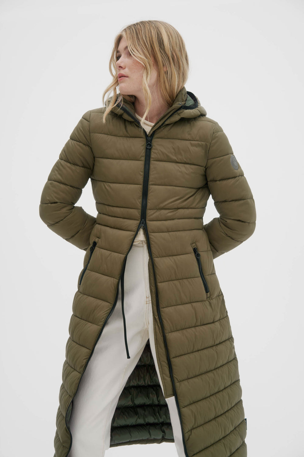 Unique Winter Coat: A Fashion Statement for the Cold Weather