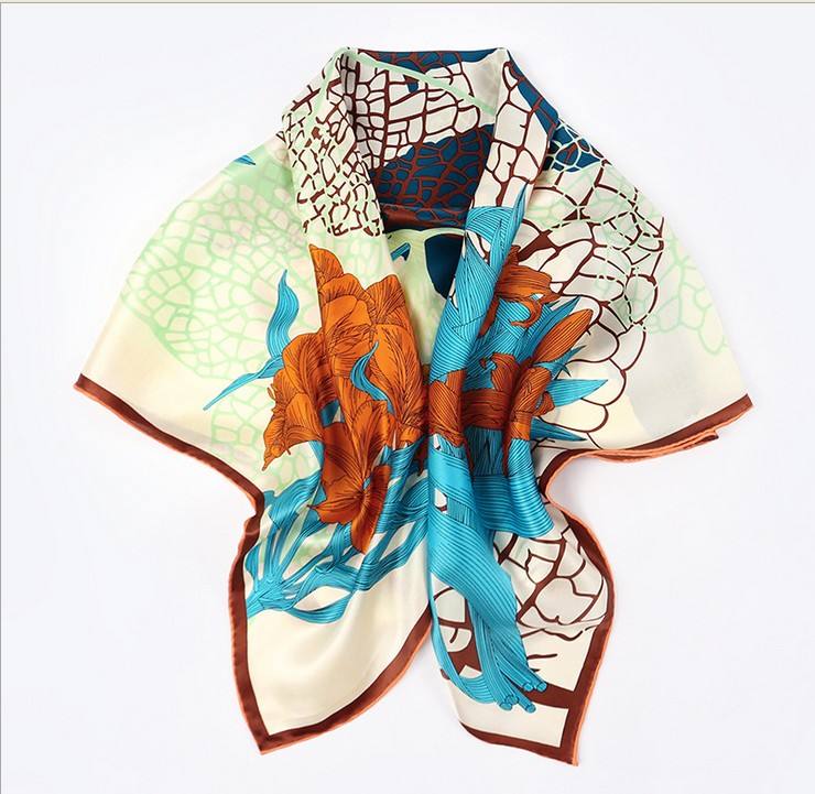 Title: Creative DIY: Mastering the Art of Silk Scarf Folding