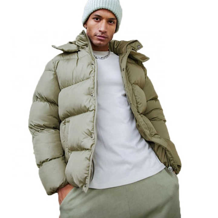 The combination of hoodie and down jacket