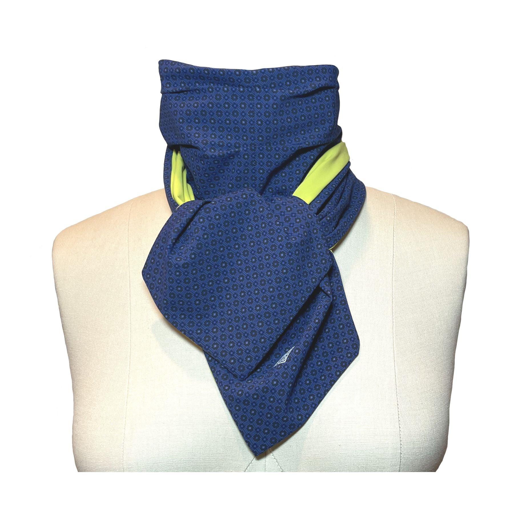 Title: The Art of Tie-ing a Sun-protective Face Scarf for Safe and Stylish Outdoor Adventures