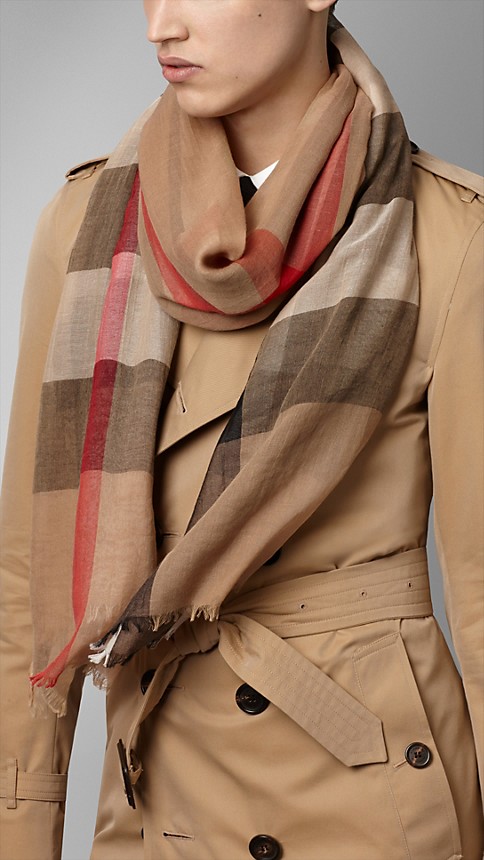 Buying a Silk Scarf: A Comprehensive Guide