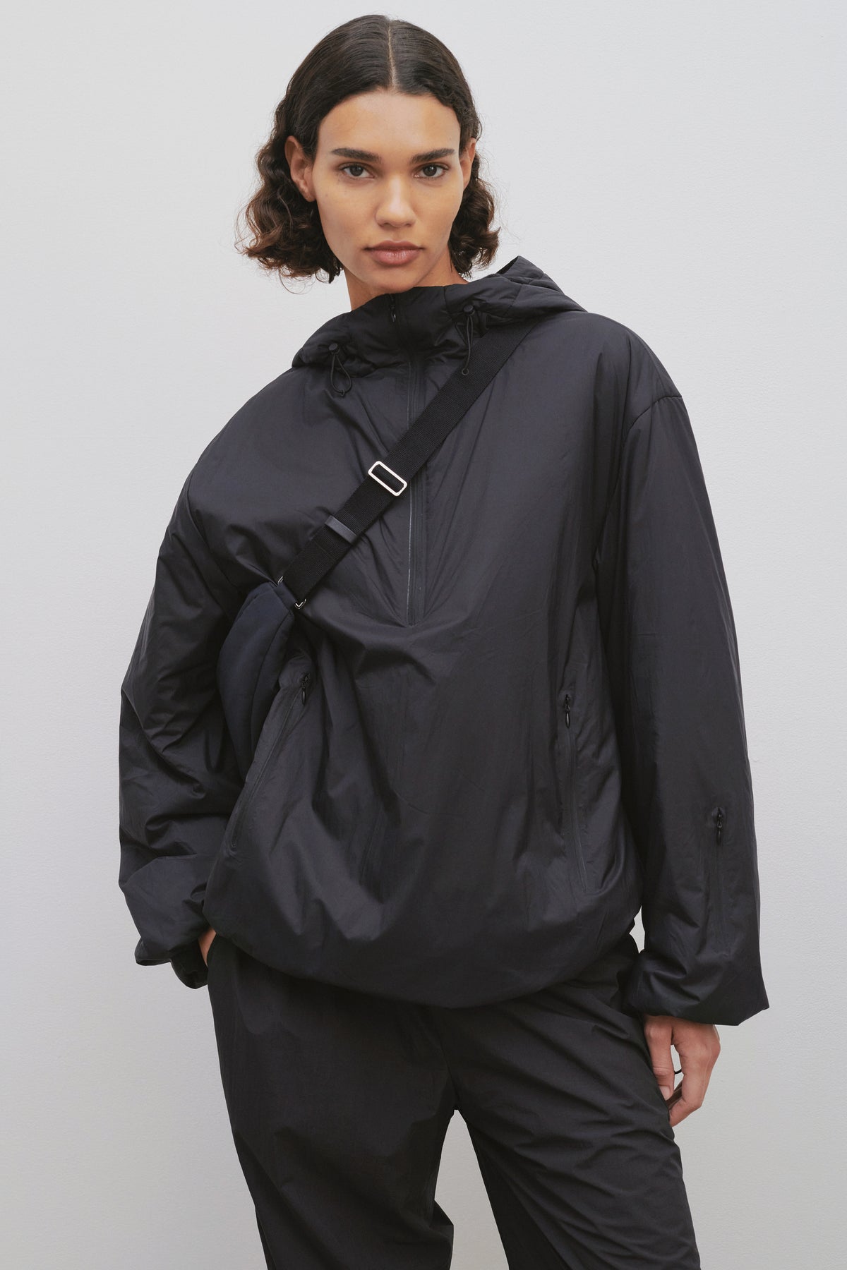 Anta Womens Down Jacket: Fashion and Functionality