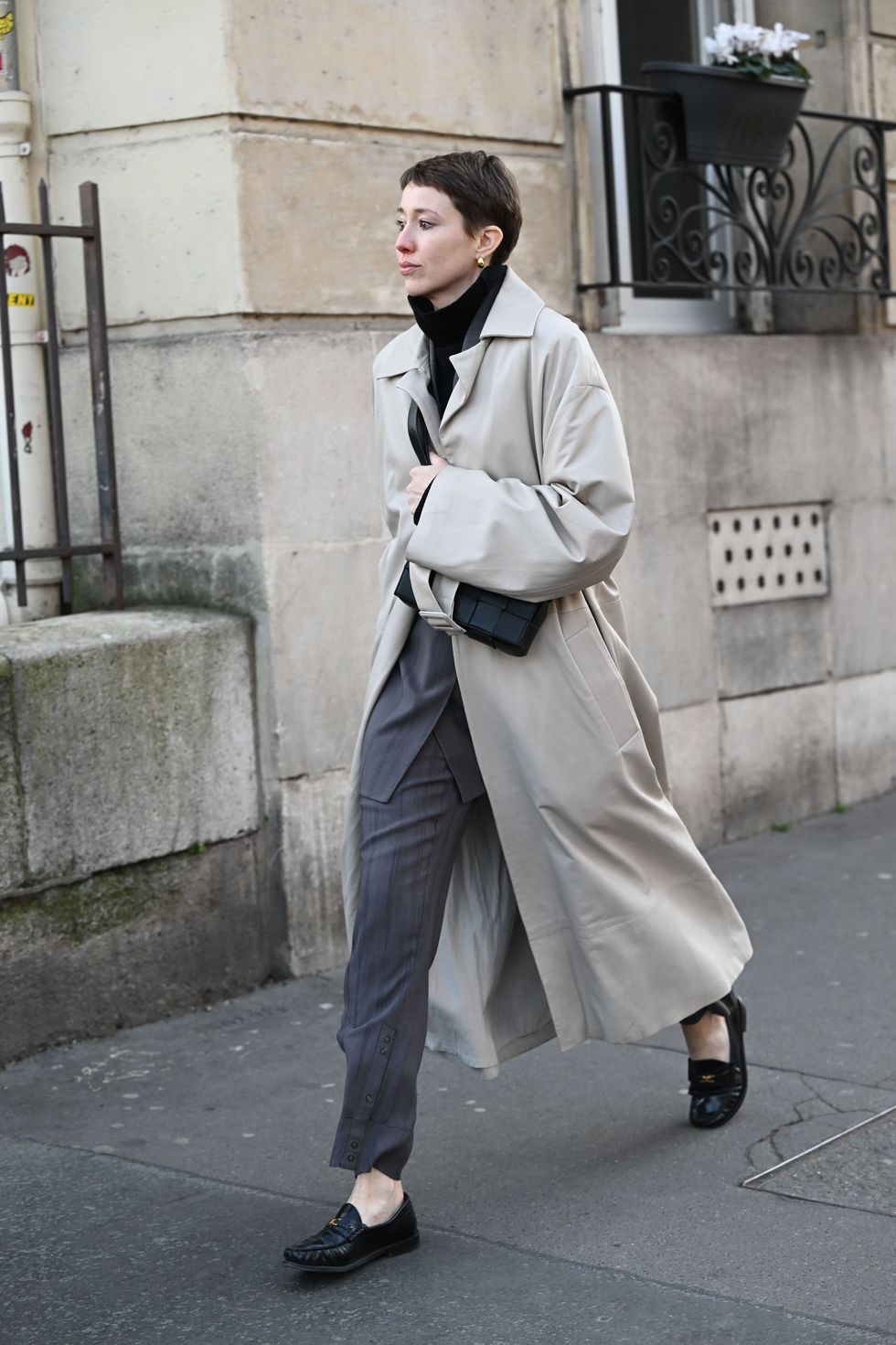 Parisian Ethereal Down Jacket: A Fashionable Winter Necessity