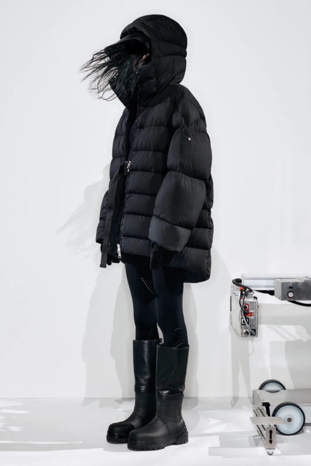 Moncler Mens羽绒服，时尚与功能的完美结合