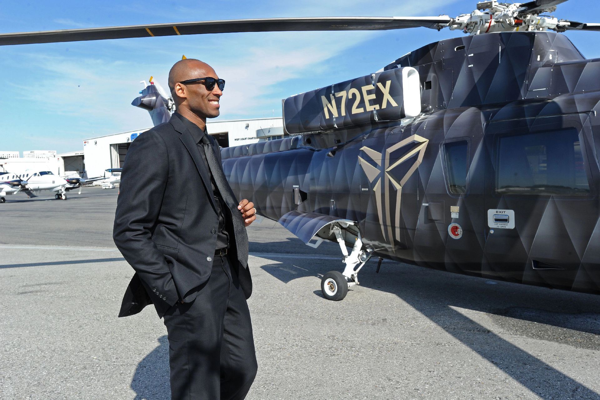 Kobe Bryants Suits: A Fashion Icons Enduring Legacy