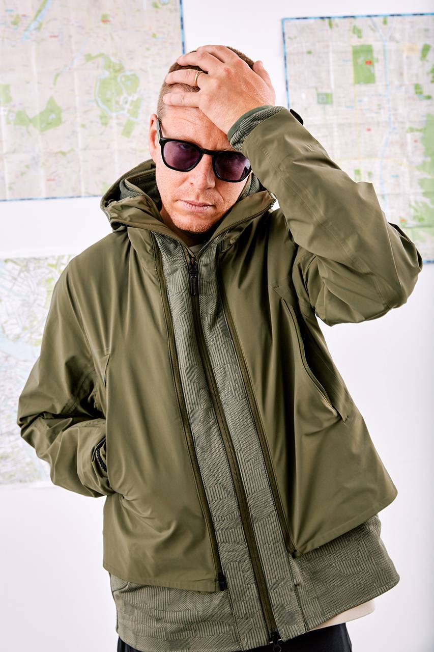 Sounder Down Jacket: Fashion and Functionality