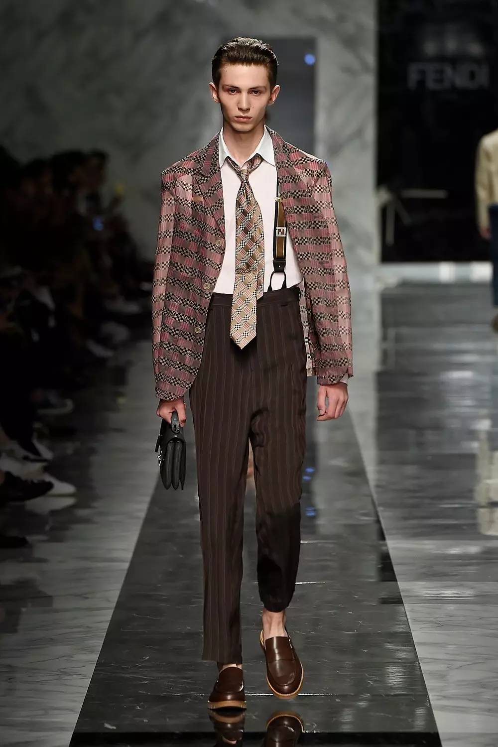 Fendi Suits: The Perfect Blend of Style and Substance