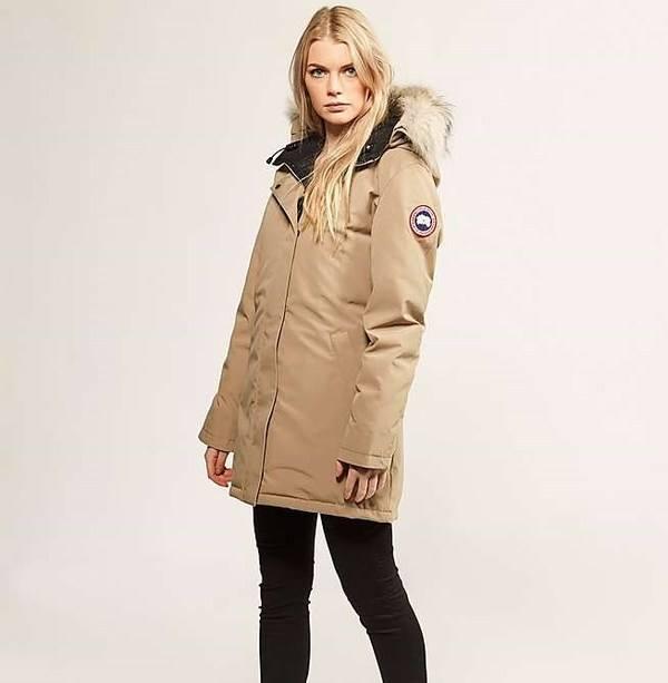 Barbour Womens羽绒服，时尚与实用的完美结合