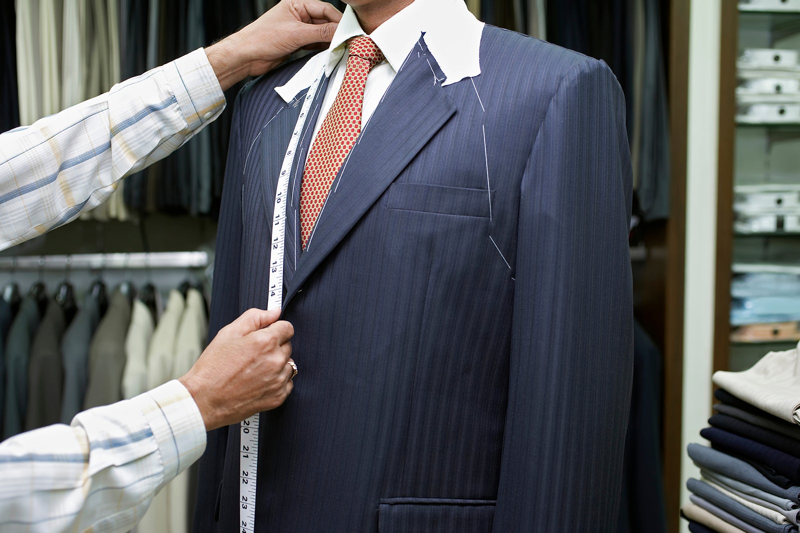 Unrivaled Exquisite: A Masterclass in Classic Style - An In-Depth Review of the Highest Quality Suits