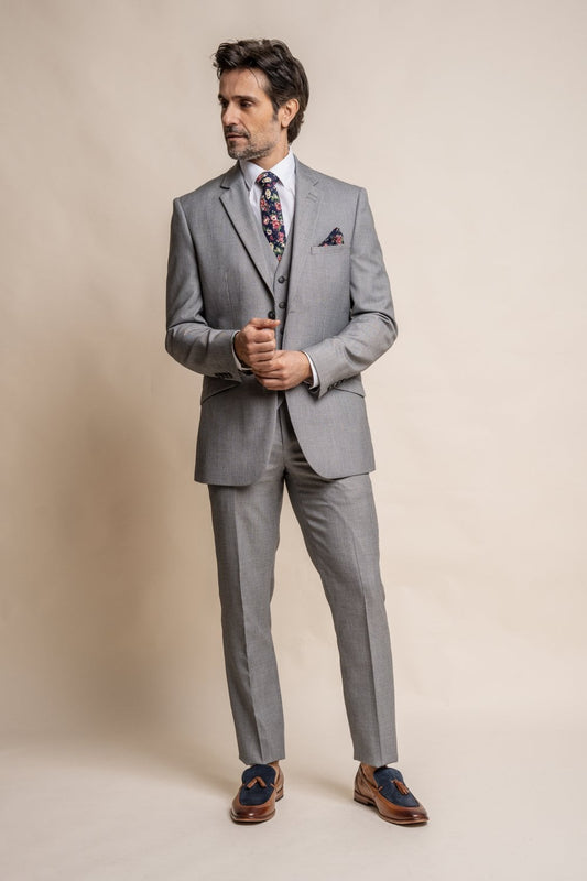 Title: The Perfect Pairing: How to Style Grey Suits with Leather Shoes