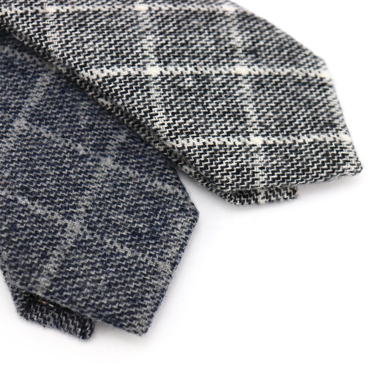 Title: Crafting a Woven Silk Tie Pouch: A Comprehensive Guide