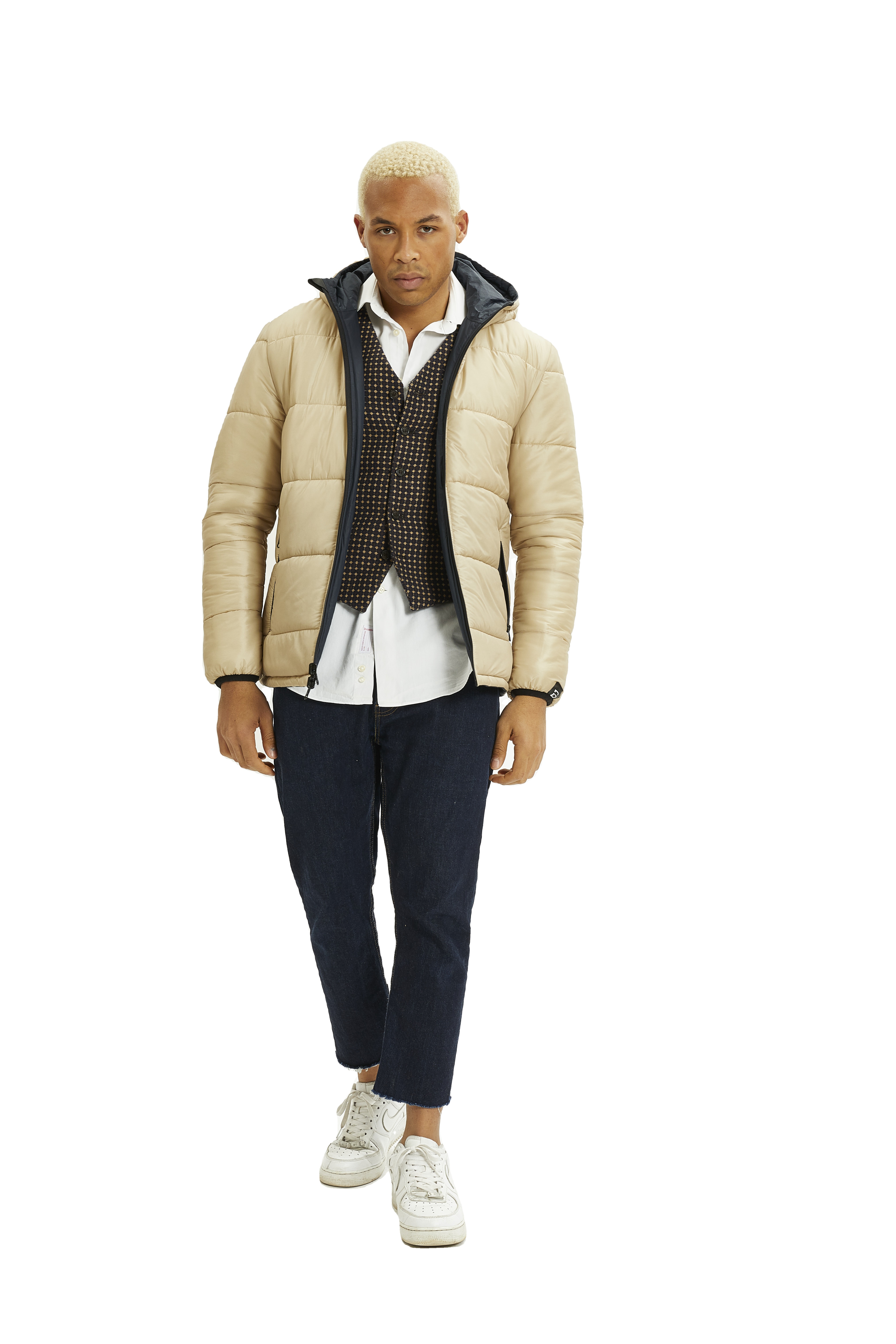 Hailan Home Down Jacket for Men: Fashion and Comfort in Winter