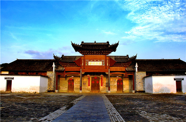 Title: Jiangxi Province - The Home of Decoration