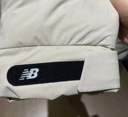 New Balance羽绒服评价