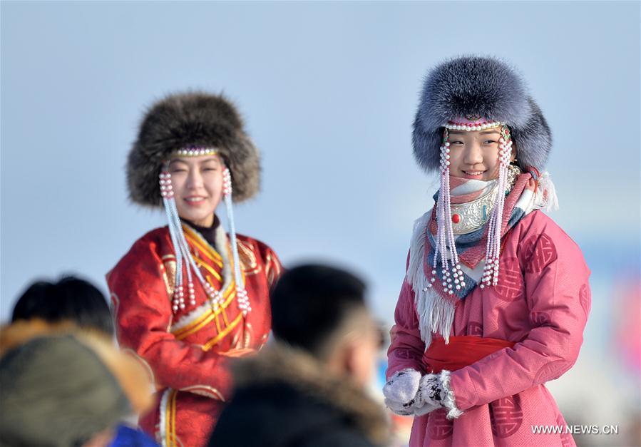 The charm of Mongolian coat in winter