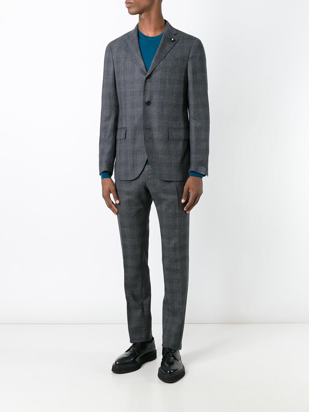 Title: The Timeless Appeal of the Classic Plaid Suit