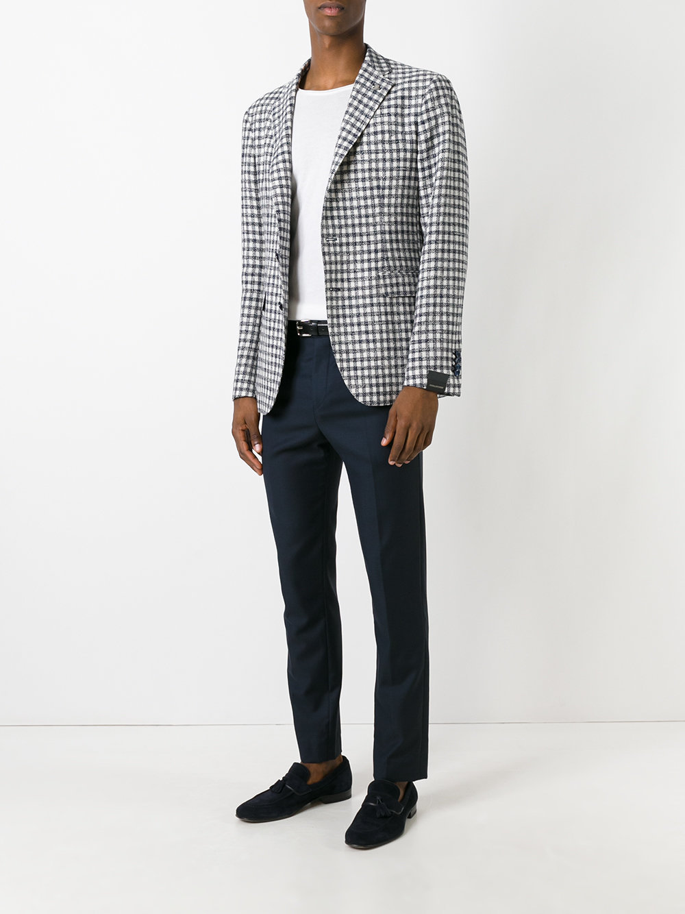 Title: The Art of Crafting a Perfect Suit Look with Plaid blazers