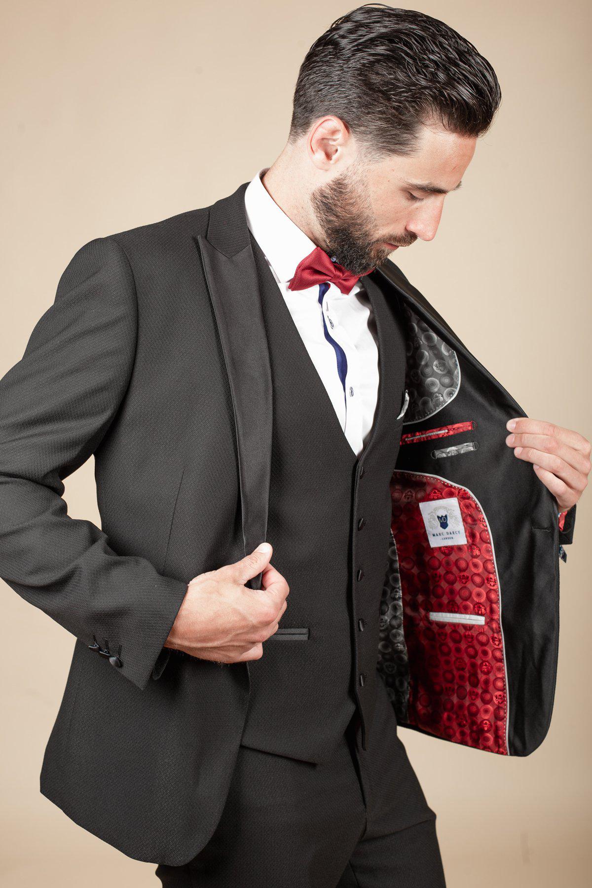 Title: The Art of male Wedding Suits: A Style Guide to Ensure a Perfect Fit and Appearance on Your Big Day