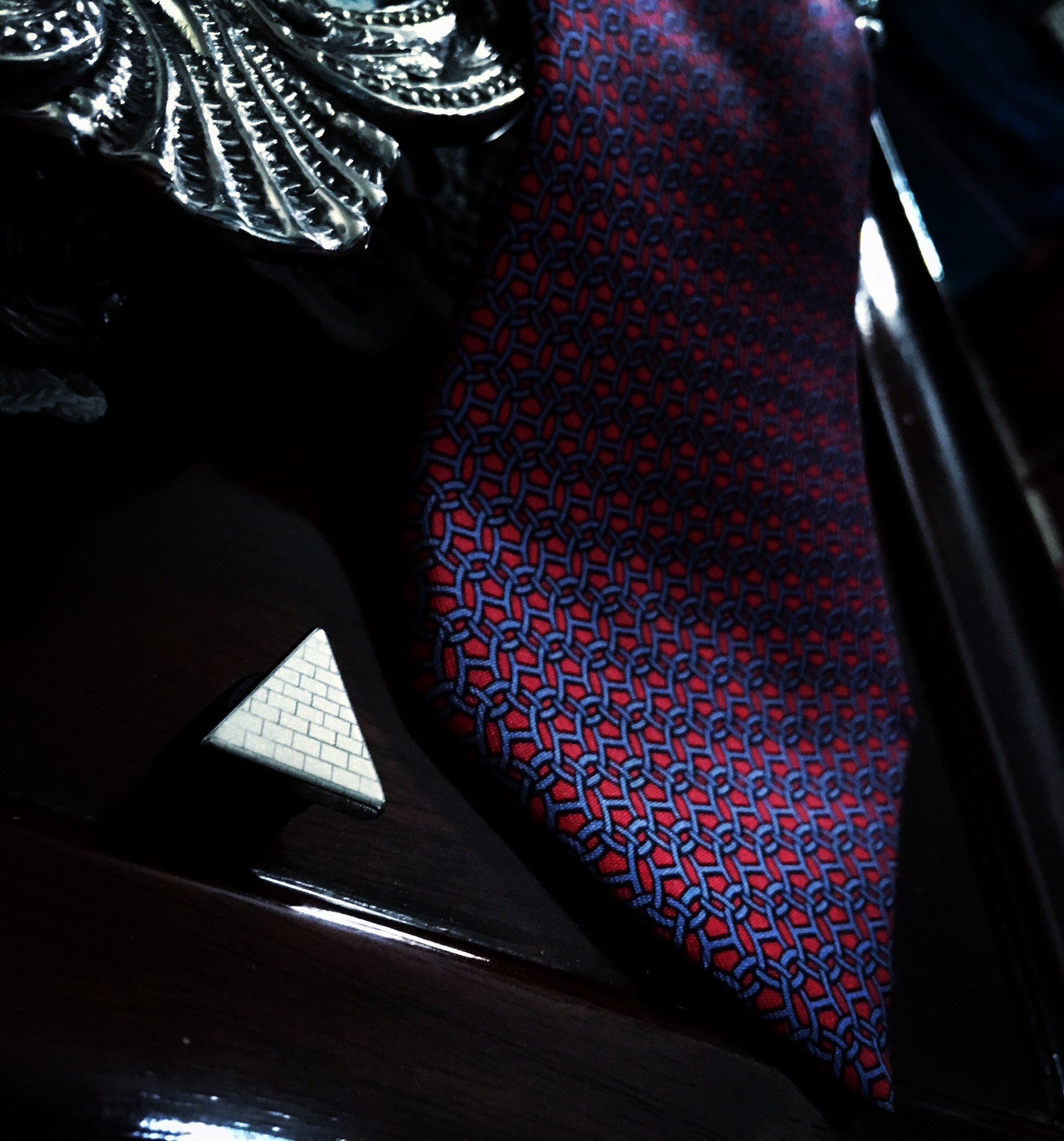 Custom Tailored suits in Suzhou: The Art of Crafting Perfect Fit