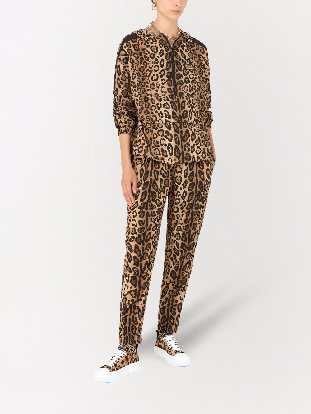 Title: Unleashing the Ultimate Blend of Style and Durability: An Insight into Tiger-Leopard Suits