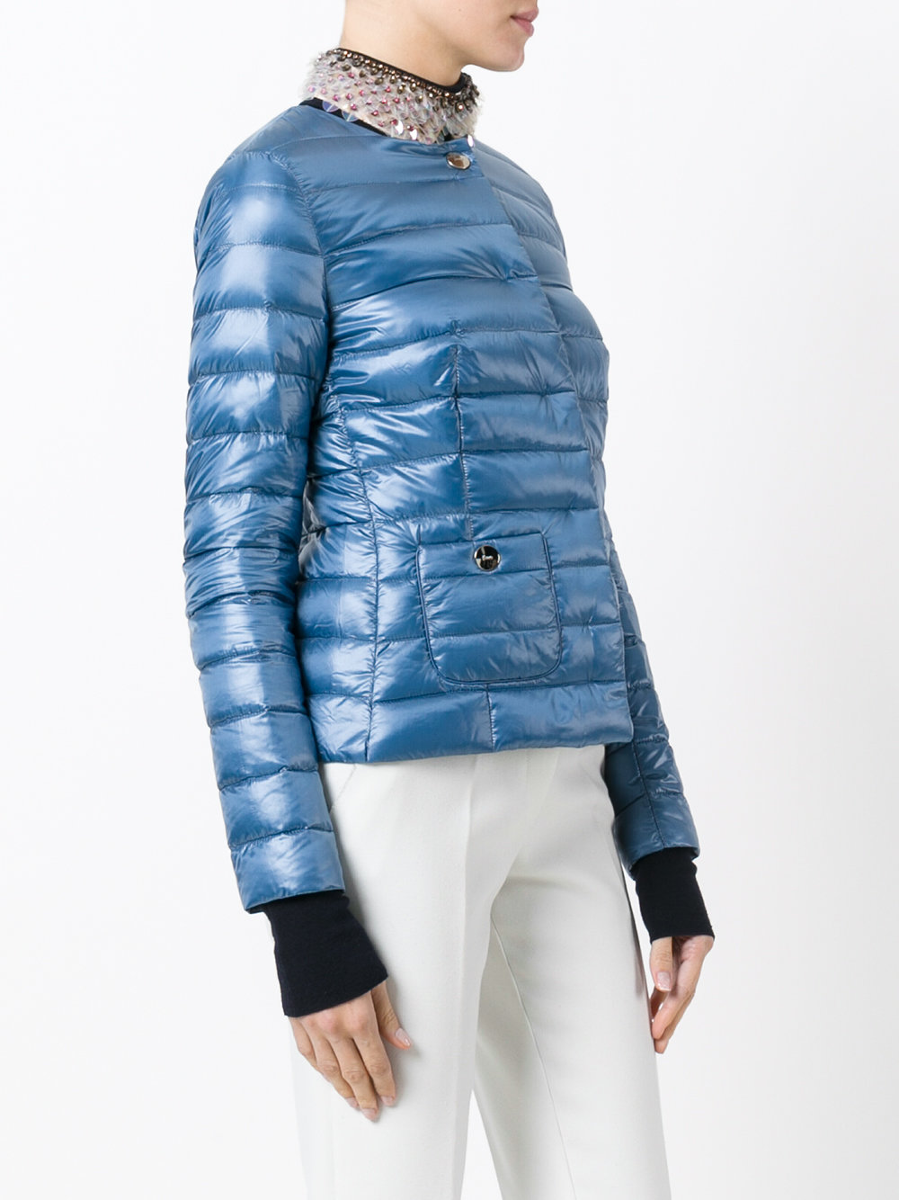 Deng Chaos Stylish Down Jacket: A Cold-Weather Essential