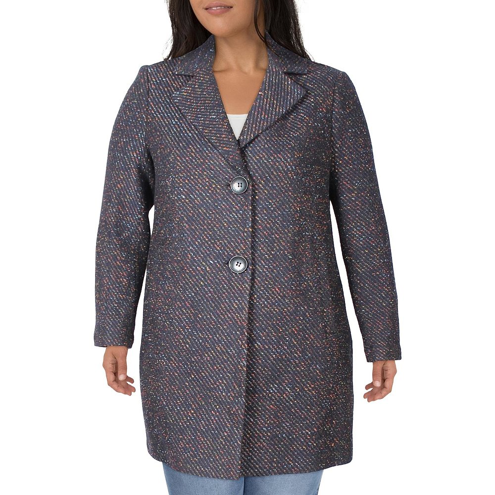 Sewing a womens medium-long coat with embroidery