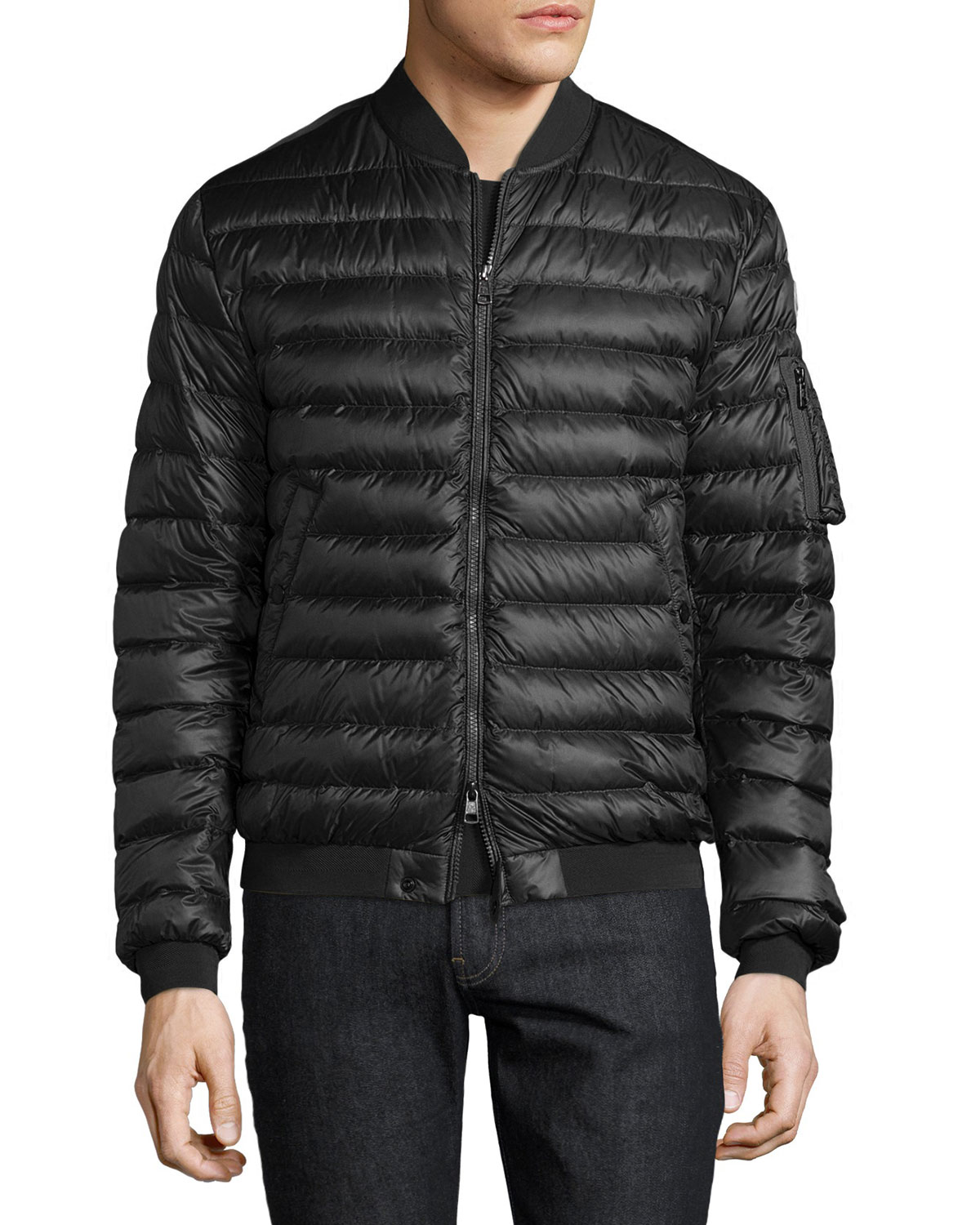 Can a Down Jacket Be Dyed Black?