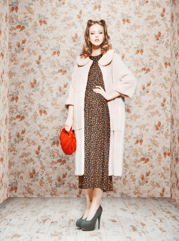 Retro Fashion: A Timeless Look for Women