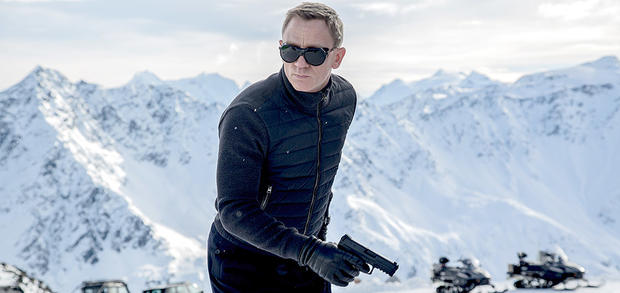 The Evolution of the 007羽绒服， From James Bond to Fashion Icon