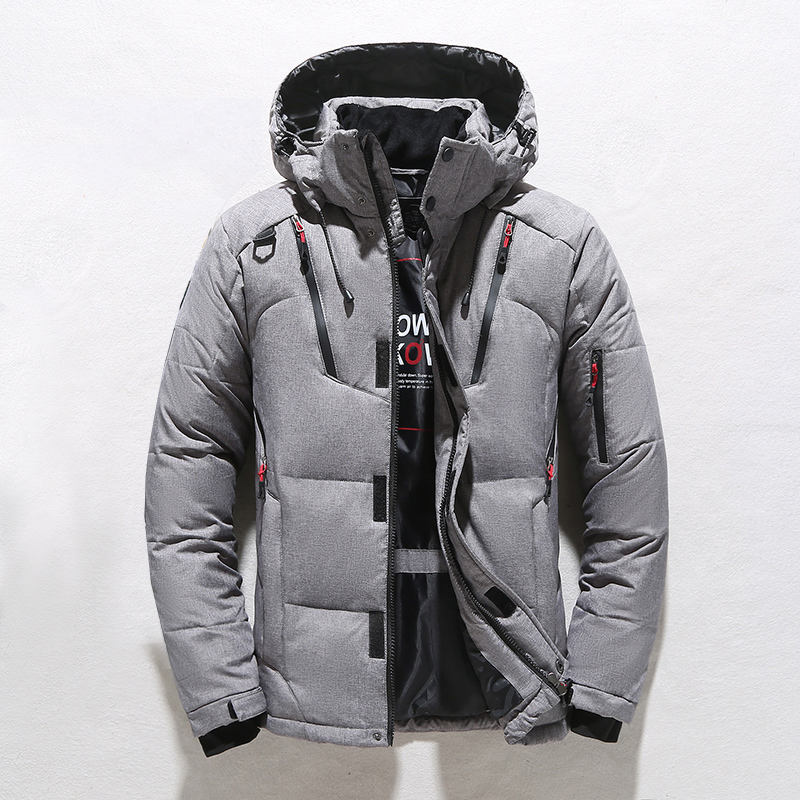 Title: The Ultimate Guide to Choosing a Quality Down Jacket for Winter in Northeast China