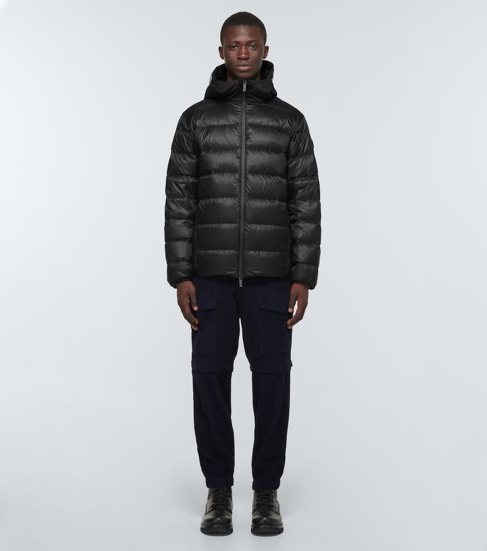 Moncler Mens羽绒服 Size Chart: A Comprehensive Guide