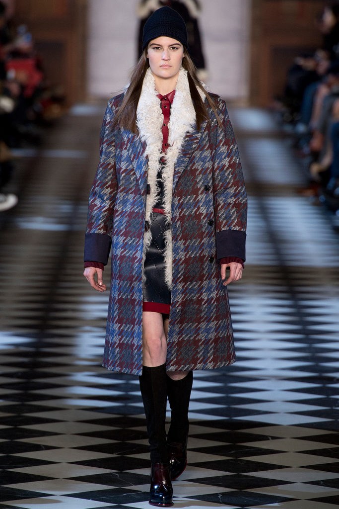 Tommy Hilfiger: A Winter Coat that Combines Fashion and Functionality