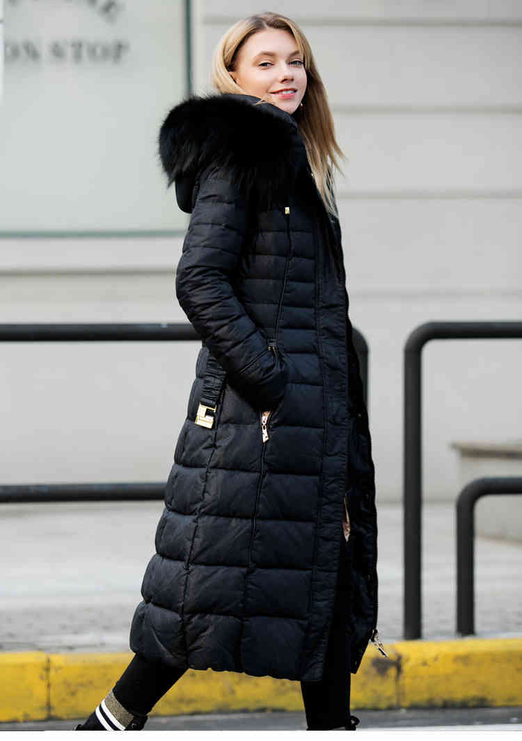 Title: Embellishing Winter Fashion: A Glimpse at the Latest Womens Down Jacket Designs