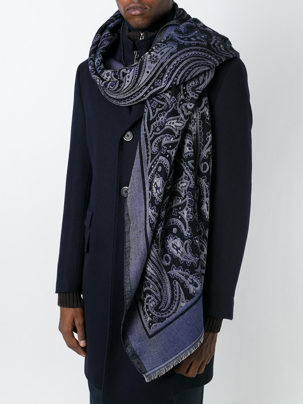 The Scarf: A Symbol of Comfort and Versatility