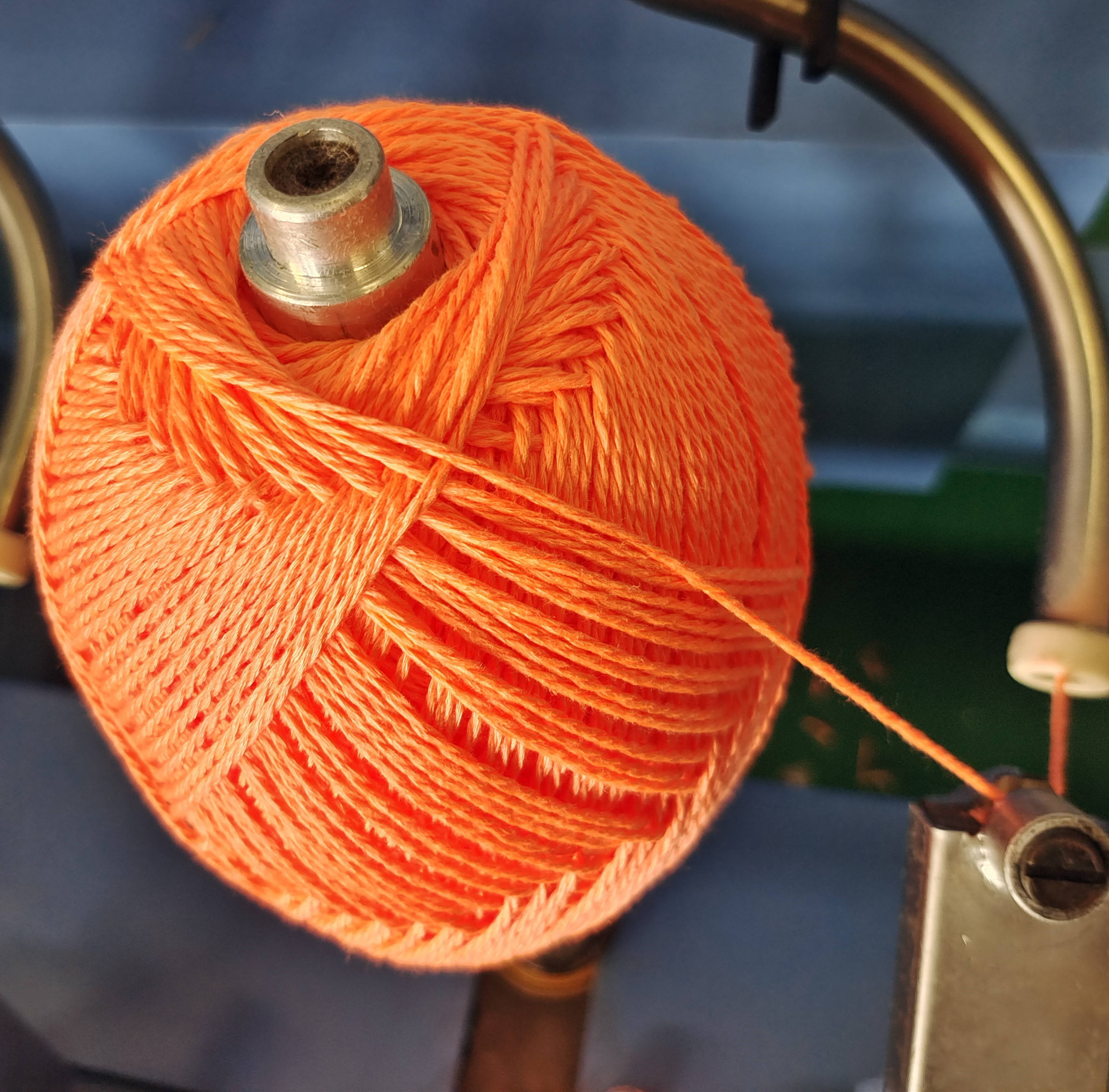 The amazing world of knitting: exploring the wonders of the scarf-making machine