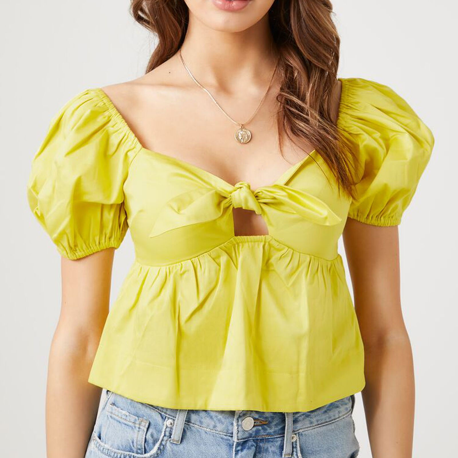 Title: Chic and Stylish Womens Chiffon Tops: A Fashionable Take on Summer Wear