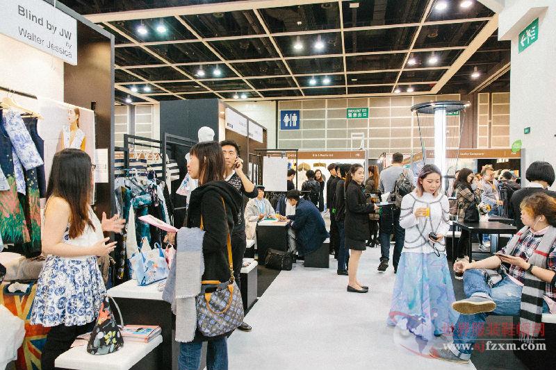 Title: Exploring Guangzhous High-End Fashion Market: A Guide to Sourcing Fine Womens Clothing