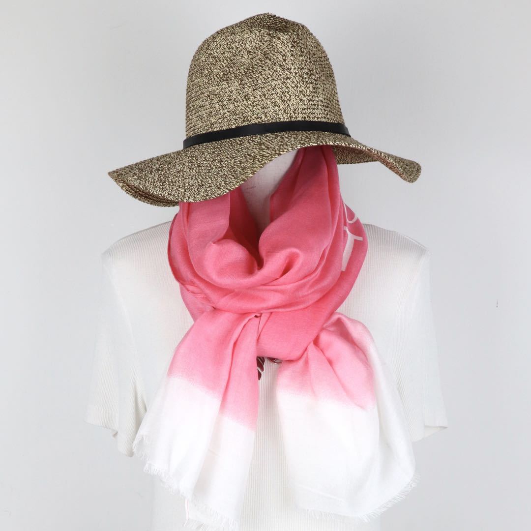 Title: Summer Scarf: A Fashionable and Practical Guide to Sun Protection