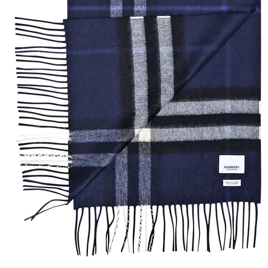 SkyCashmere Scarf Prices: An Analysis of the High-End Knitwear Market