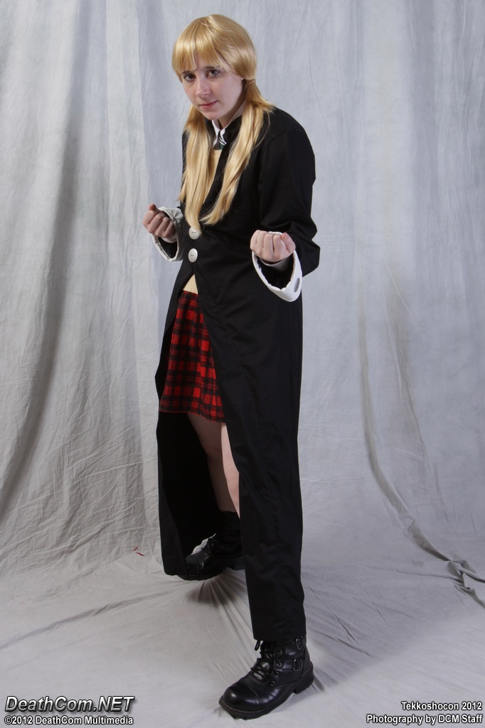 Title: The Art of Cosplay: Male Crossdressers Unmasking the Hidden World of Gender Identity