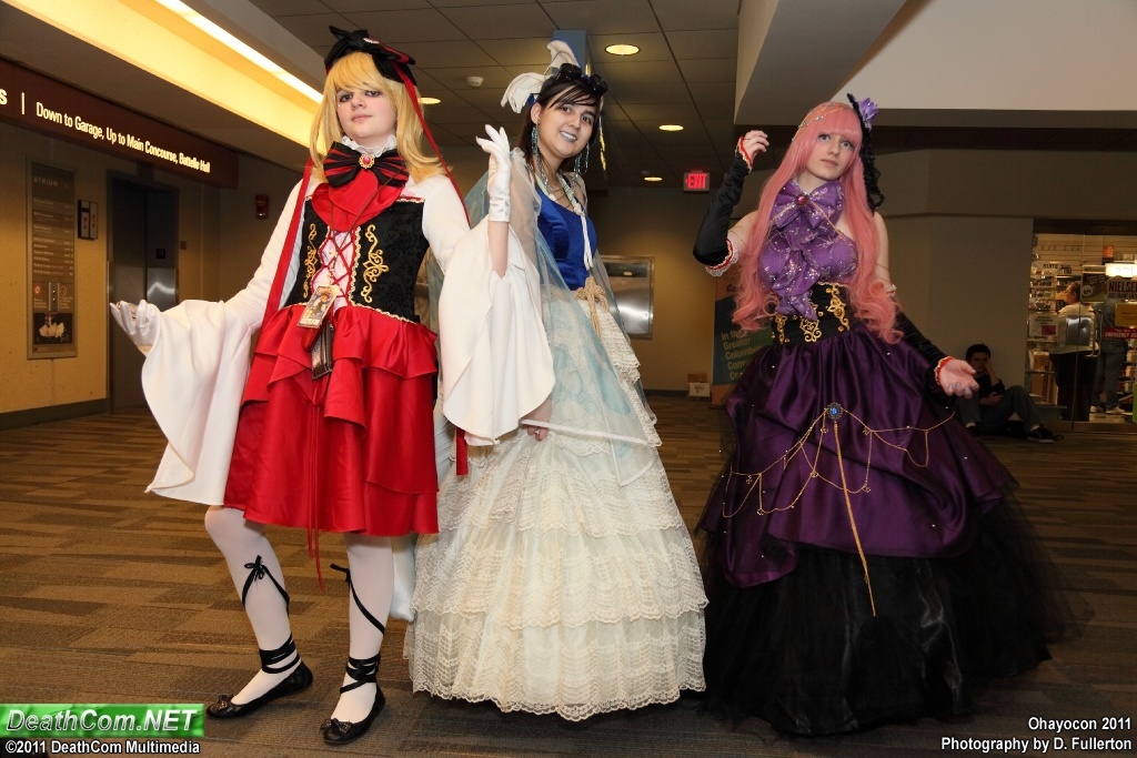 Title: The Art of Cosplay: Male Crossdressers Unmasking the Hidden World of Gender Identity