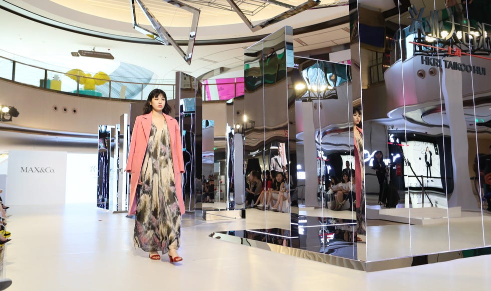 Title: Revitalizing the Fashion Industry: A Guide to Womens Clothing Stores in Our Mall