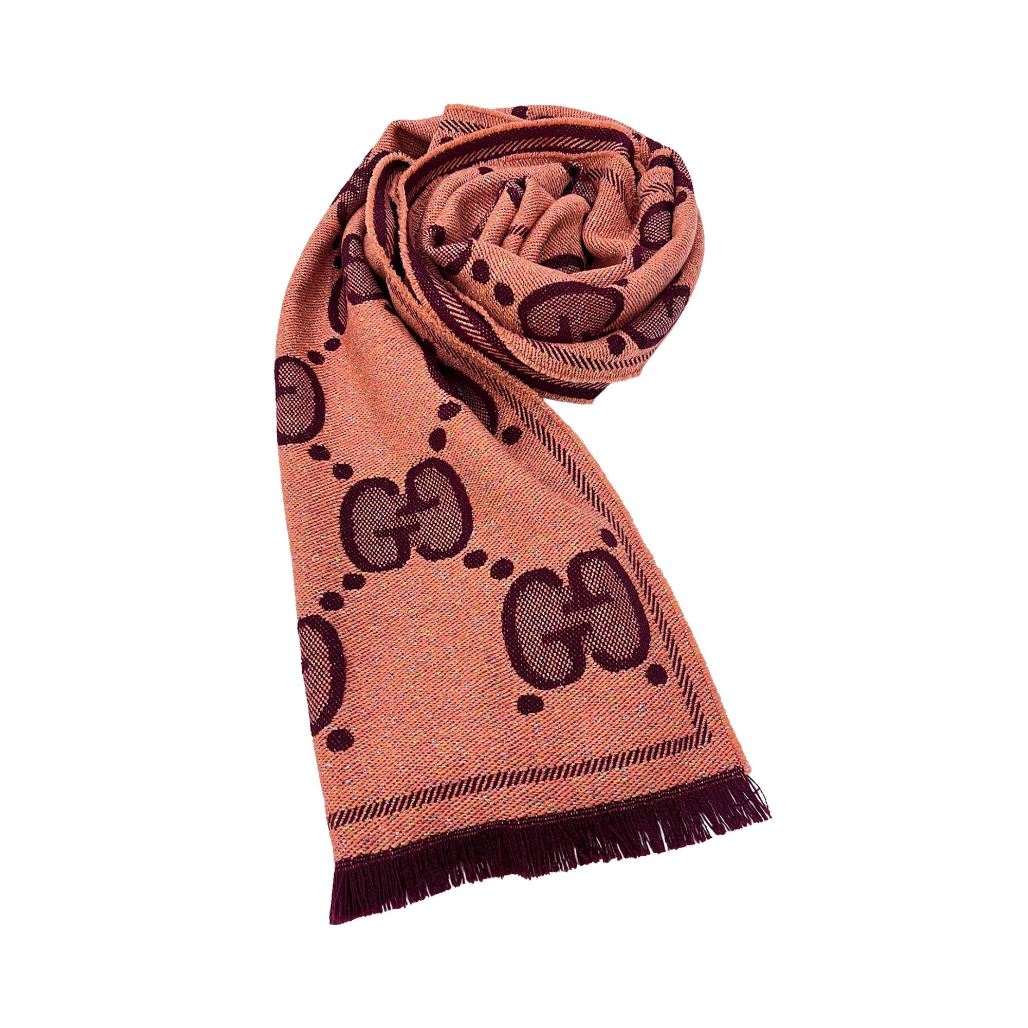 Gucci Classic Scarf: A Fashion Statement for Every Winter