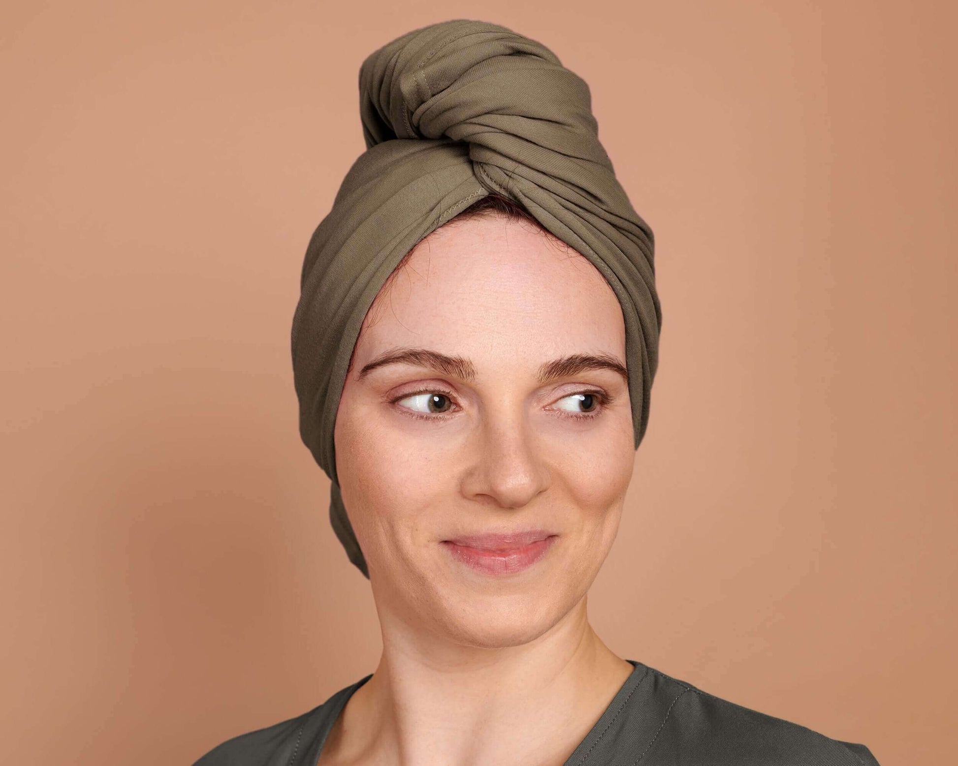 How to Wrap Your Hair in a Towel