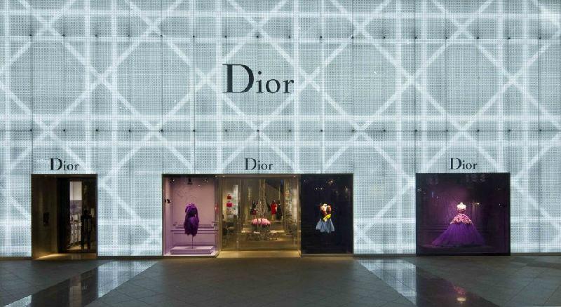 Title: Unveiling the Elegance: Discover the Exquisite Collection at Diors官方旗舰店