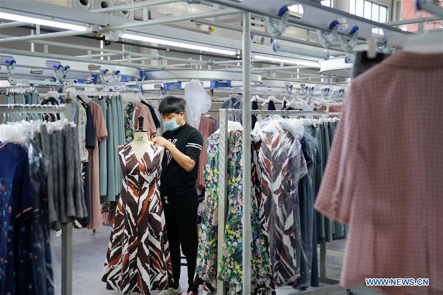 Title: Chaotianmen Womens Wholesale Market - A Hub for Fashionable Clothing in China