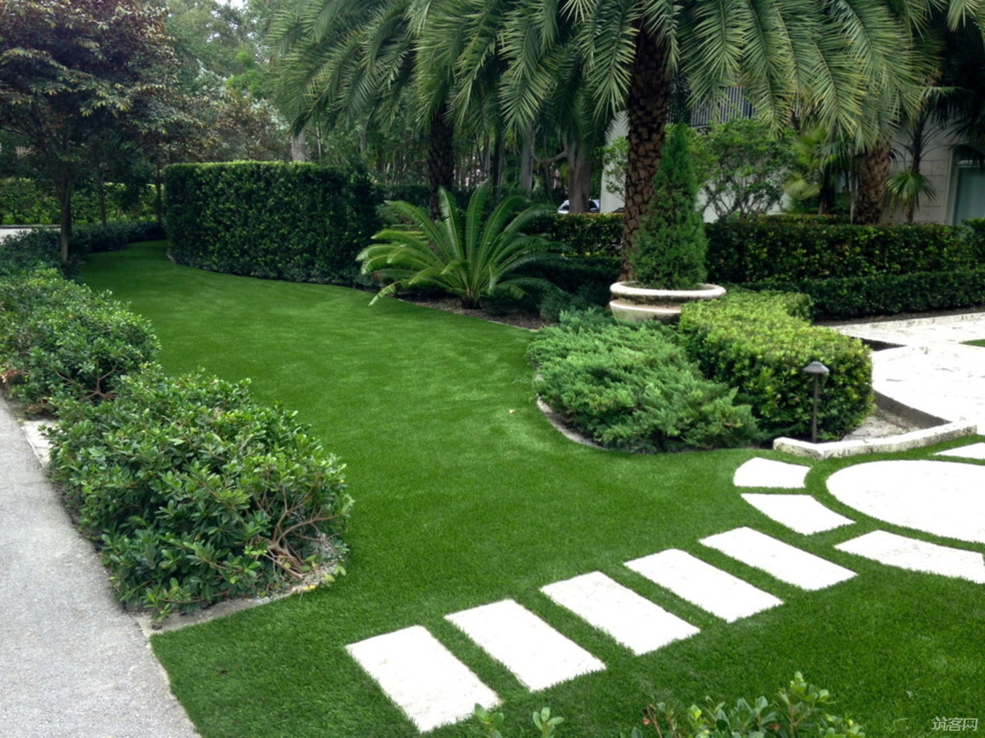 Artificial Grass Carpets: Benefits, Types, and Uses