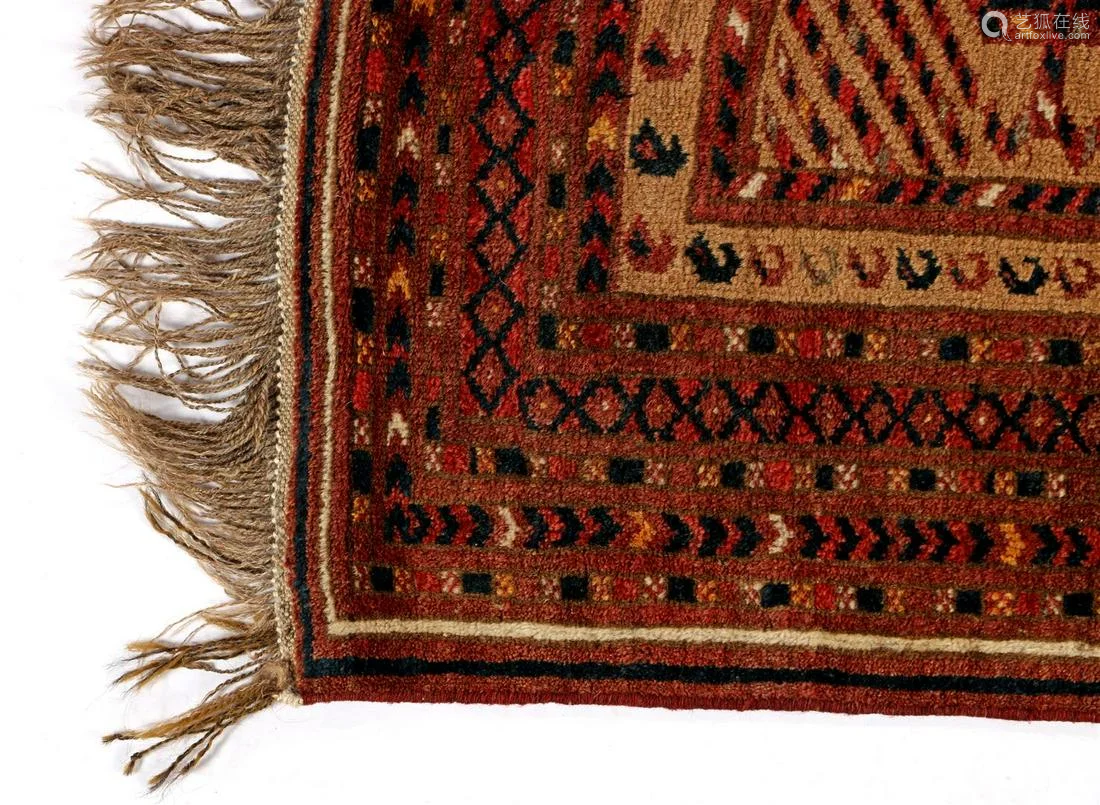 Handcrafted Wool Carpets: A Traditional Craft with Modern Appeal